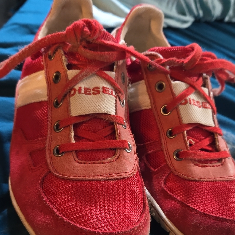 Diesel Vibrant Red Lace-Up Sneakers
